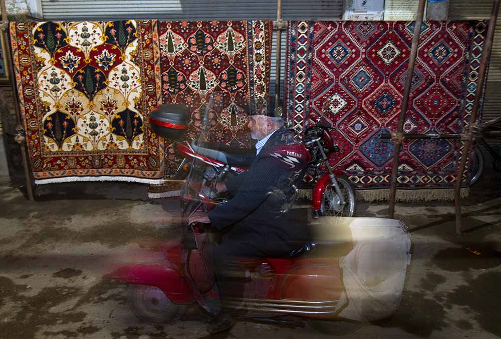 Persian rug, A journey to the colors and cultures
